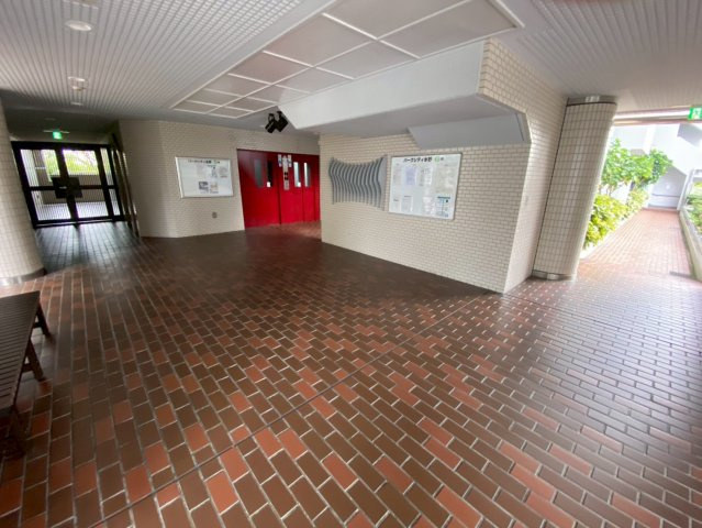 パークシティ水野B棟のエントランス