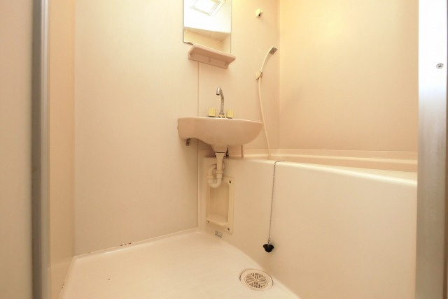 オズレジデンス玉出の浴室