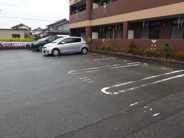 サンタドリームの駐車場