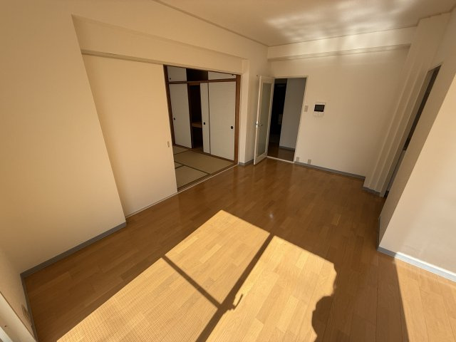 ヴァストネス東泉丘の居間・リビング