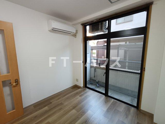 ステイエム津田沼南の居間・リビング