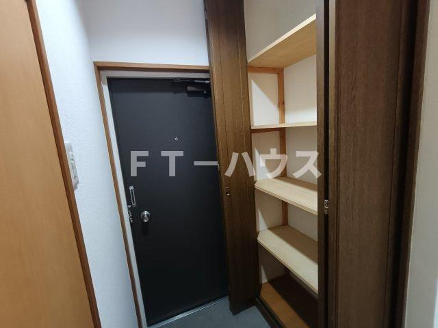 ステイエム津田沼南の玄関