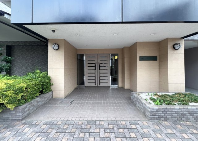 収納モリモリ♪はウレシイ商業施設まで徒歩７分のリノベ【妙蓮寺東パークホームズ】