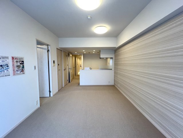 収納モリモリ♪はウレシイ商業施設まで徒歩７分のリノベ【妙蓮寺東パークホームズ】の居間・リビング|居間です