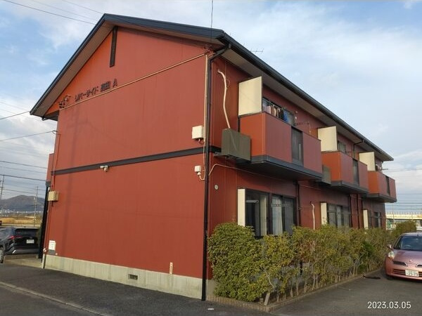 リバーサイド高田　A