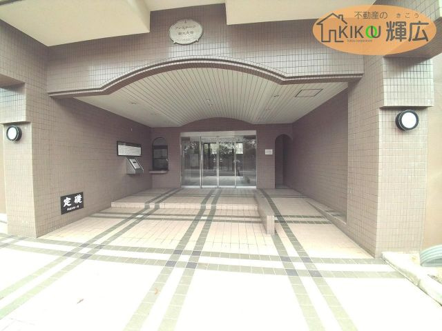 【エントランス】 | プレステージ南大久保　2階