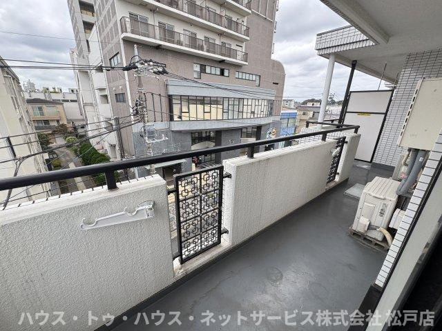 プランドール松戸のバルコニー