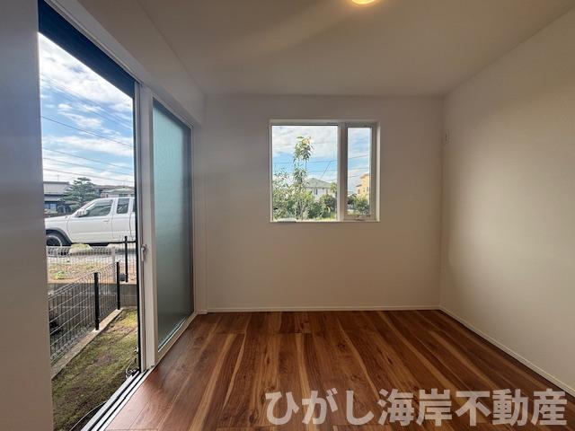 藤沢市本鵠沼５丁目　新築戸建　全６棟の洋室|5.1帖　サービスルーム