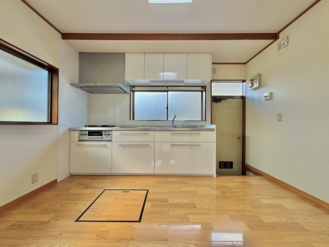 水戸市平須町中古戸建のキッチン