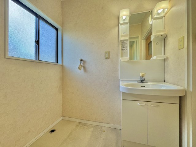 水戸市平須町中古戸建の洗面所