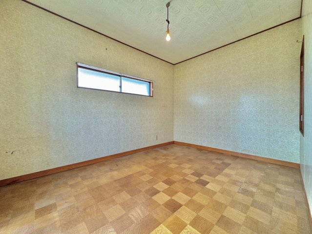 水戸市平須町中古戸建の洋室