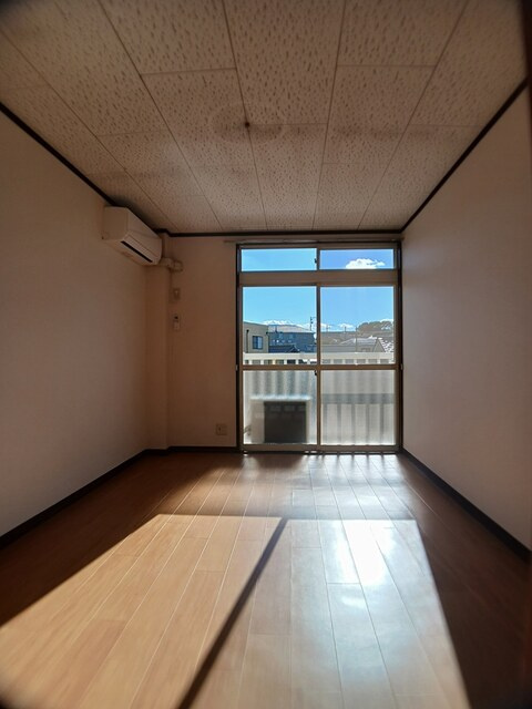 ニューシティ’９３Ⅱの洋室