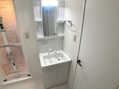 【洗面所】 | Cozy鈴東ハイツⅠ | シャワー付きの独立洗面台