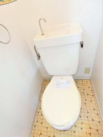 山武市白幡売り戸建のトイレ