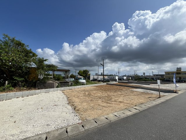 中頭郡読谷村字喜名の新築一戸建の外観|2025/10/10　現地写真