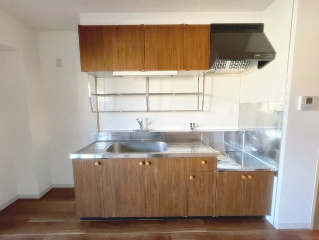 チトセプラザのキッチン|お料理しやすいキッチンです