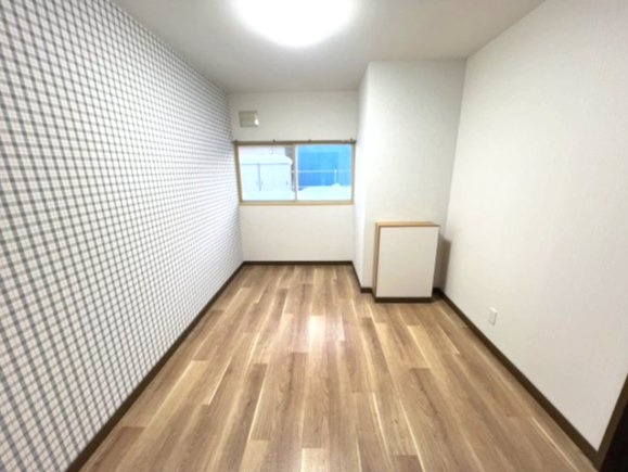 桂町貸家35 の洋室