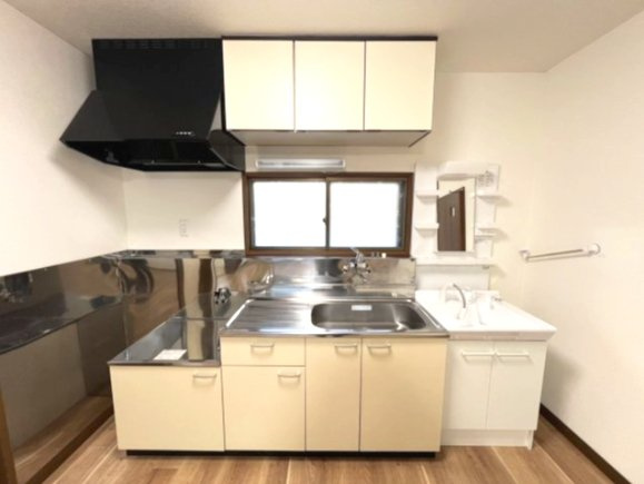 桂町貸家35 のキッチン