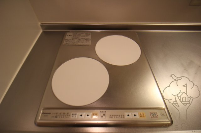 近江レジデンス4号館のキッチン