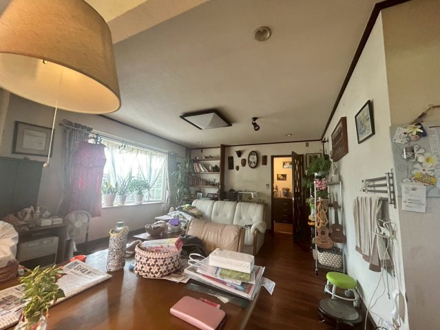 中古戸建ての居間・リビング