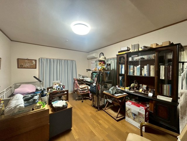 中古戸建ての洋室
