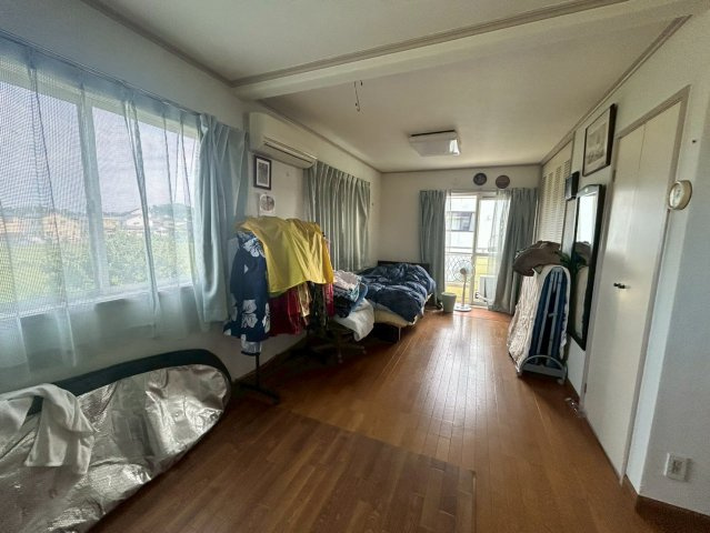 中古戸建ての居間・リビング