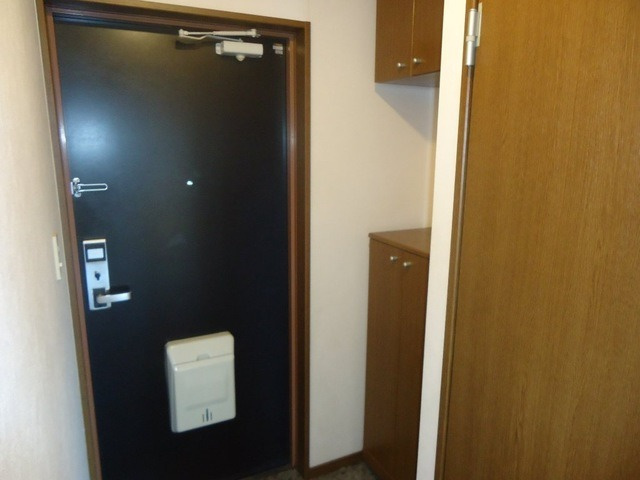 ベルアベニューの玄関