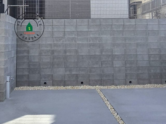 福岡市東区美和台5丁目第1-2棟(B号棟)の庭|お庭で自由な時間を過ごせます。