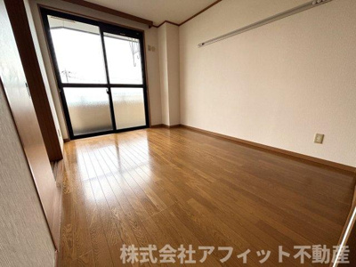 【居間・リビング】 | サン・オーレやなもと | 洋室6帖