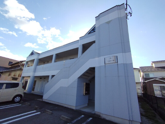 パルス六名の外観