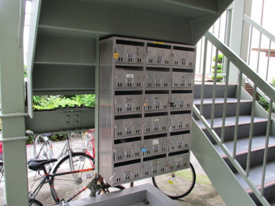 【エントランス】 | ヒロトモハイツ | ポストです