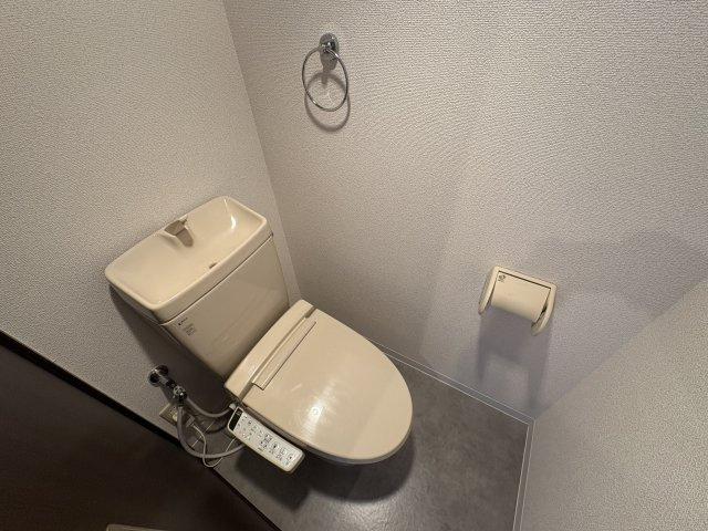 ジュネス伊伝居のトイレ