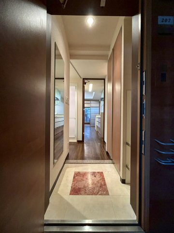 マスターズレジデンス道頓堀IIの玄関