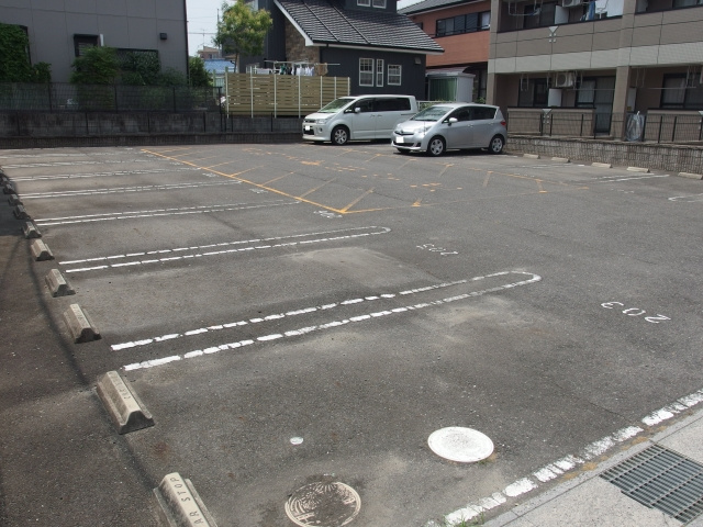 スマイルＫ＆Ａの駐車場