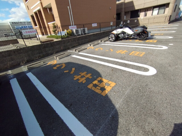 タウン井田の駐車場