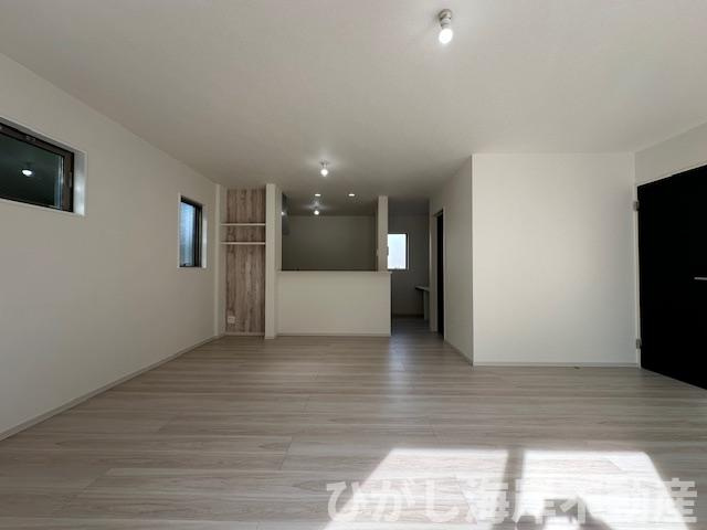 茅ヶ崎市円蔵　新築戸建　全2棟の居間・リビング|20.5帖　LDK