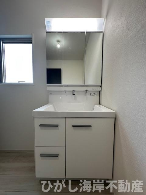 茅ヶ崎市円蔵　新築戸建　全2棟の独立洗面台|洗面化粧台