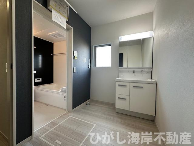 茅ヶ崎市円蔵　新築戸建　全2棟の脱衣所|脱衣スペース