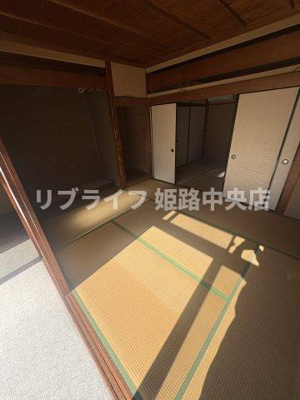 【庭】 | 野里戸建