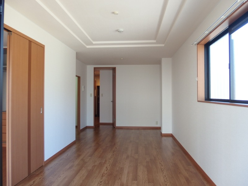 ガーデンハーツの居間・リビング