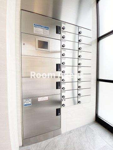 ヒルズ桜山のエントランス