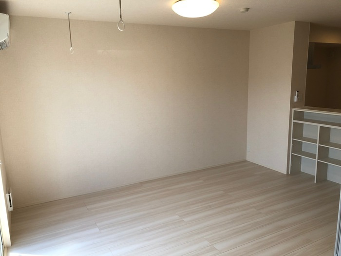 メゾン新山の居間・リビング|リビング