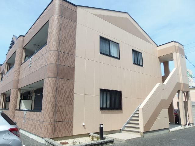ラブリータウンA棟の外観