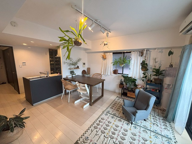 クレッセント二子多摩川Ⅱの居間・リビング