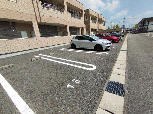 サンシャイン土井　Ｓの駐車場