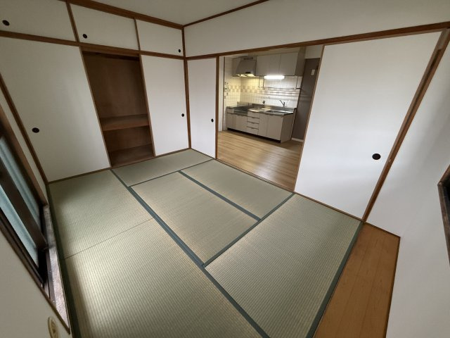 メゾン・ド・プラス豊中の和室