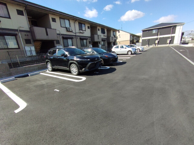 オアシスの駐車場