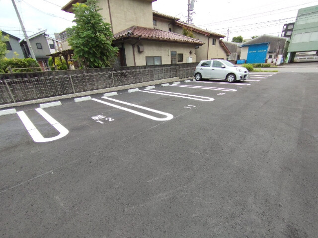 Energy 88の駐車場