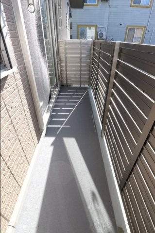 ジュモンターニュのバルコニー|バルコニー