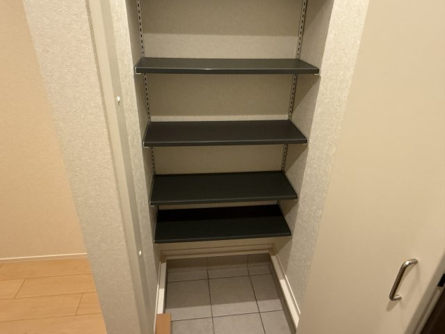 レガーロＷｅｓｔの玄関